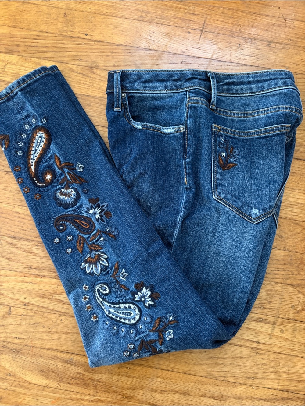 DRIFTWOOD Jackie Jeans with Brown, Blue and Cream Paisley Embroidery Size 27